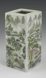 Antique Chinese Porcelain Brush Pot. - Picture 1 of 8