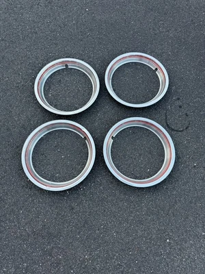 Camión Ford F150 1980-1989 80-89 15" ~línea roja~ anillos de belleza para molduras de rueda ~4 Foto 1 de 4