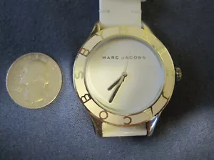 H215 unisex s.steel MARC JACOBS white on white quartz watch - Picture 1 of 6