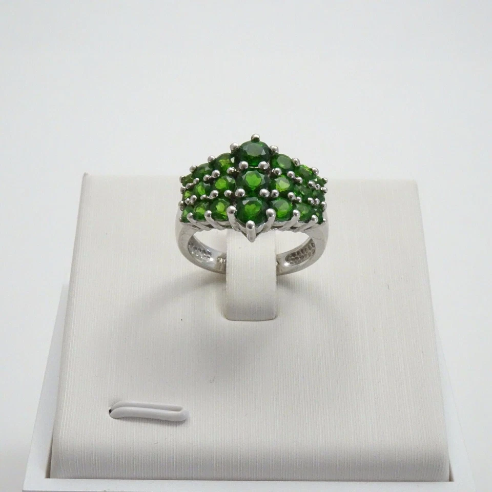 Anillo redondo de plata de ley enchapado en rodio de 2,24 quilates con diopsido cromado - 6 Foto 1 de 4