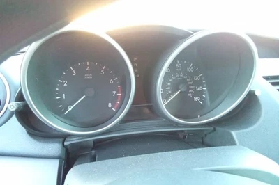 2010 Mazda 3 OE medidor de velocidade cluster 98K milhas Mazda - Imagem 1 de 4