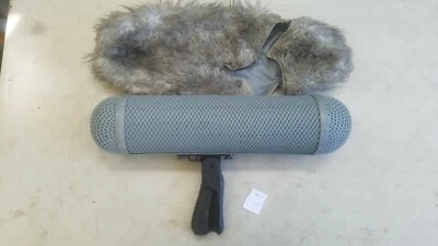Soporte de empuñadura para parabrisas y pistola Rycote Zeppelin para escopetas de hasta 13" Foto 1 de 4