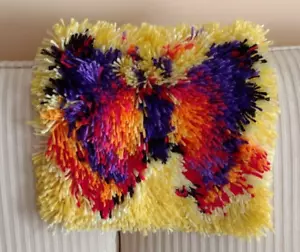 Latch Hook Butterfly - Picture 1 of 2