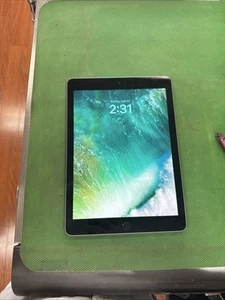 Apple iPad 5th Gen 9.7" (32GB Storage - Space Gray - - Picture 1 of 11