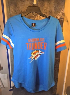 NBA-Women's OKC Thunder blue/orange shirt size XXL Men's medium Youth XXL - Image 1 of 4
