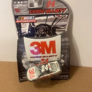 NASCAR Authentics Chase Elliott 24 3M Chevrolet SS Wave 7 1:64 - Bild 1 von 5