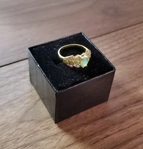 BEAUTIFUL DESIGNER GOLD/SILVER RING WITH EMERALDS & DIAMONDS - PERFECT GIFT IDEA - Picture 1 of 7