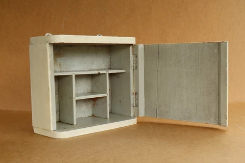 Antique Vintage Wooden Medical Box First Aid Chest Wall Shelf Cupboard 1940's Cover