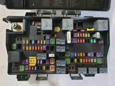 2013-2014 DODGE RAM 2500/3500 TIPM TOTALLY POWER INTEGRATED FUSE BOX 68199793AE - Image 1 of 4