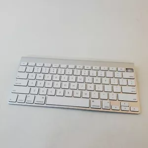 Original Apple A1314 Wireless Bluetooth Slim Keyboard Parts Replacement Keys - Picture 1 of 6