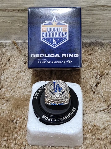 NEW ! Dodgers 2020 World Series Replica Ring SGA Championship Ring 9/30 Cover