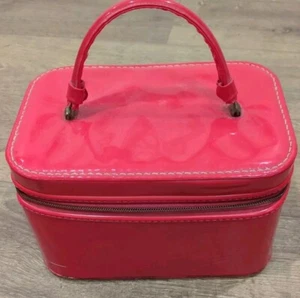 Vintage Celebrity NY RARE Train Cosmetic Case Red Makeup Vanity MCM - Picture 1 of 12