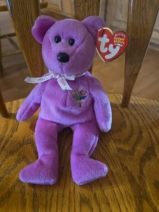 Ty Beanie Babies Millennium Bär Plüschtier - lila "Mutter 2004" - Bild 1 von 6