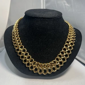Vintage Signed Monet Double Chain Chunky Gold Tone Hook Clasp Necklace - Picture 1 of 4