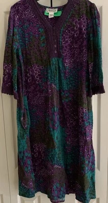 Vestido para mujer Expressions talla grande manga 3/4 cuello en V estilo boho largo midi Foto 1 de 4