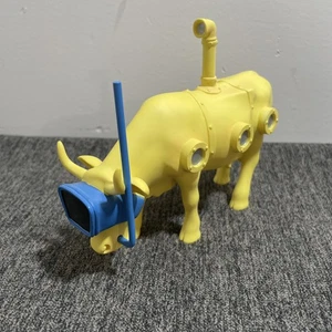 CowParade "Yellow SubMOOrine" Figurine 2005 #7716 Retired Beatles Westland - Picture 1 of 7