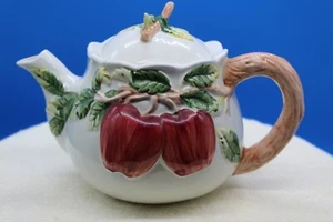 Vintage Tea Pot with Apple Tree Pattern - Picture 1 of 9