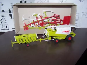 kibri NR. 10978 vormontiert CLAAS LEXION 480 Mähdrescher m. Maispflücker in Ovp - Bild 1 von 13