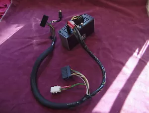 Volvo Genuine OEM 240 Radio Amp & Harness 1991-1993 Models with 613 radios. - Foto 1 di 5