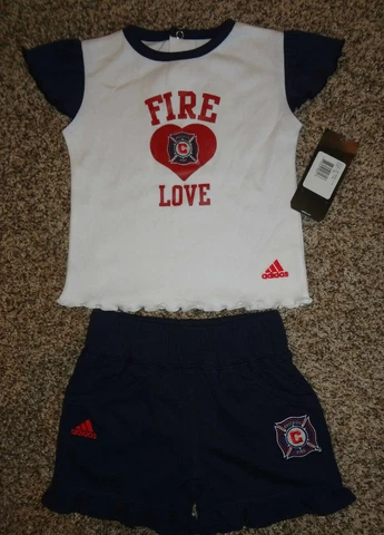 Chicago Fire Soccer MLS Kids Youth Outfit Shorts 18 MONTHS Girls SAMPLE HOLE NEW Cover