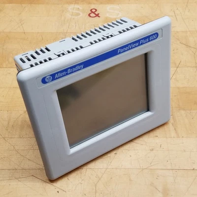 Allen Bradley 2711P-T6C5D8 Serie A PanelView Plus 600, 24VDC, 15W - USADO Foto 1 de 4