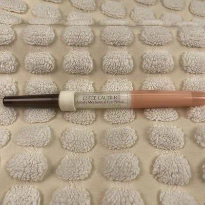 Estee Lauder Artist's Mechanical Eye Pencil  Stylo Design 02 Double Flower  - Image 1 of 4