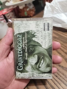 Gravediggaz -  1-800 Suicide / Mommy, What's A Gravedigga? - Cassette 1995 - Bild 1 von 11
