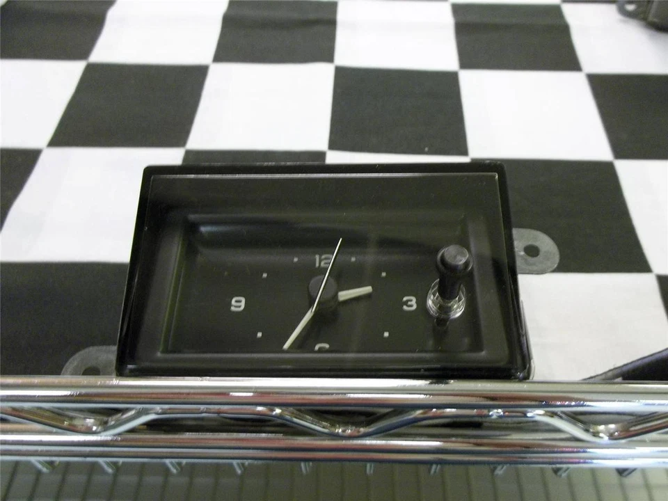 1977 1978 1979 Oldsmobile Delta 88 Regency 98 relógio novo na caixa - Imagem 1 de 1