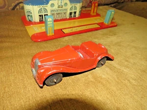 VINTAGE 1950s TOOTSIETOY DIECAST METAL 5.25" MORRIS GARAGE MG TF SPORTS CAR TOY - Picture 1 of 6