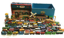 Large Thomas The Train LOT Retired Wooden Tank Engine Friends Storage Vtg 1990s