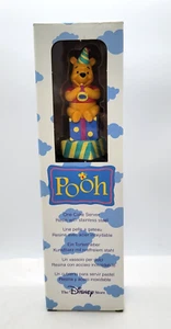 Vintage Winnie The Pooh Cake Server Resin With Stainless Steel Disney Store NOS - Imagen 1 de 6