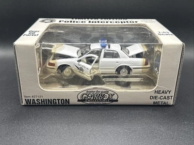 2000 Gearbox 1:43 Die-cast Ford Crown Victoria Washington State Police Car - Image 1 of 2