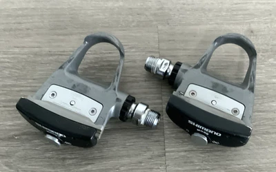 PEDALI SHIMANO 600 ULTEGRA CLIPLESS MODELLO 6402 GRIGIO LOOK COMPATIBILI - Immagine 1 di 4