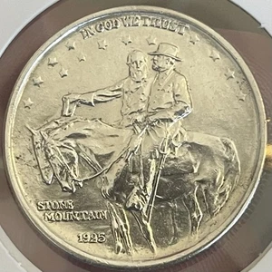 Medio dólar Stone Mountain de plata 1925 ~ raro conmemorativo sin circular - Imagen 1 de 2