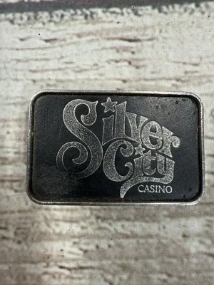Hebilla de cinturón de publicidad de metal recuerdo de viaje Silver City Casino Las Vegas de colección Foto 1 de 3