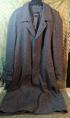 Saks Fifth Avenue Coat 100% Wool Tweed Herringbone Overcoat Size 43L Full Length - Image 1 of 4