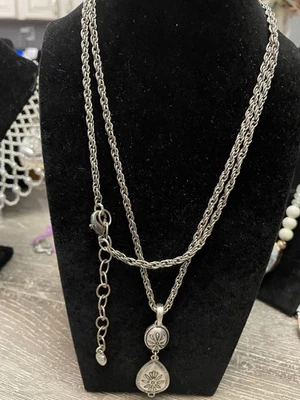 Collar Colgante Doble Cadena Rubí Rd Tono Plata Floral Sunburst Boho Foto 1 de 4