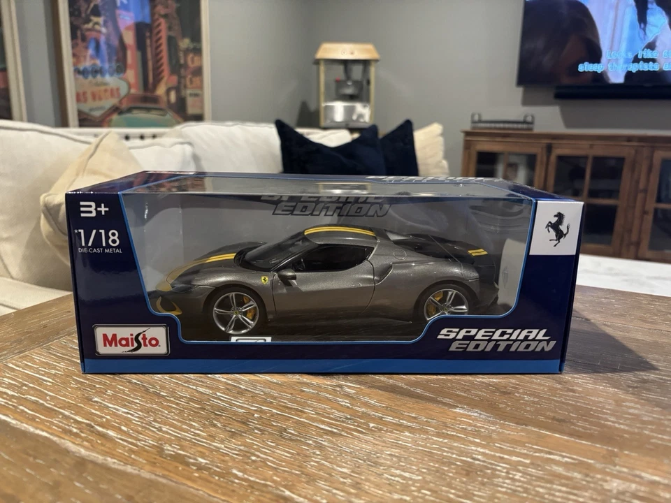 Maisto Ferrari 296 GTB Assetto Fiorano | Nuevo en Caja | Gris 1:18 | ¡Envío Gratis! Foto 1 de 1