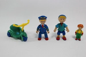 Caillou Figurines Lot with Caillou pilot, Leo and Scooter - Cinar SEE VIDEO - Bild 1 von 5