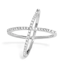 Beautiful X Ring, plated silver, size 8 - Picture 1 of 1