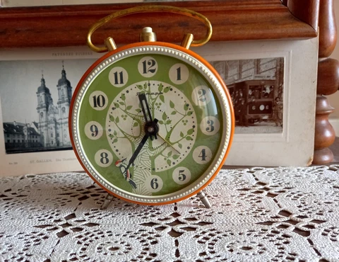 Vintage alarm clock, Jantar, woodpecker, soviet, USSR, Animated, wind up clock Cover