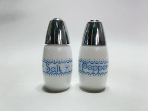Vintage Salz & Pfefferstreuer Corning Pyrex Gemco blau Schneeflocke Girlande Milchglas - Bild 1 von 10