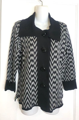 CÁRDIGAN MISOOK Petite negro y gris en zigzag, talla PM Foto 1 de 4