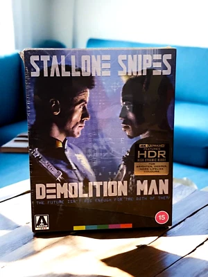 ARROW VIDEO DEMOLITION MAN LIMITED EDITION 4K UHD HDR [DOLBY ATMOS] [DTS-HD MA] - Image 1 of 4