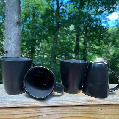 Set of 4 Gibson home black/grey coffee mugs - Image 1 of 4