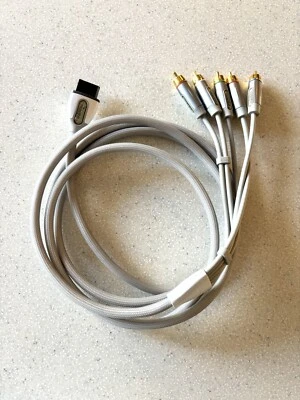 Rocketfish Nintendo Wii HD Alta Calidad 8’ Componente Cable HD AV Cable Dorado Foto 1 de 3