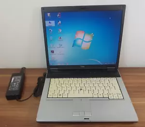 Smartc Business Fujitsu Lifebook E8310 Intel T8100 2,1 GHz 120 GB IR LPT SD. RS232 - Imagen 1 de 10