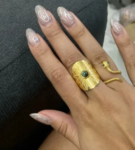 Bague bohème réglable acier doré pierre imitation verte - Foto 1 di 6