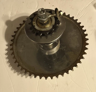 Vintage Schwinn AirDyne Fan Center Sprocket & Bearings Assembly - Image 1 of 2
