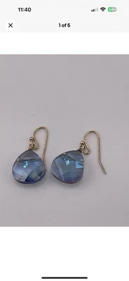 Pendientes lágrima brillantes azul Avon tono plateado. CD-2 Foto 1 de 4